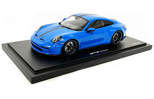 Porsche 992 GT3 Touring, 1:18 Scale Diecast Model Car