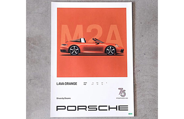 Porsche Lifestyle Crest Keyring'Driven by Dreams' – 75Y