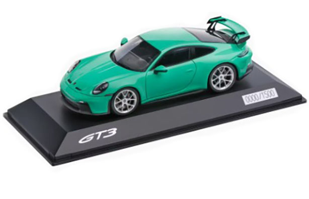 Miniature Porsche 911 (992) GT3 2020 Minichamps