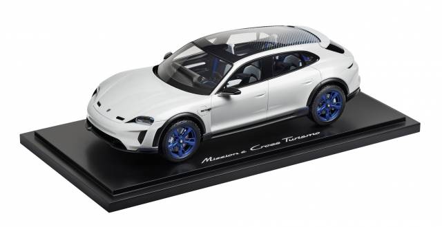 Porsche and Spark bring out the Mission E in 1:18
