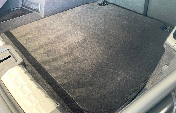 Reversible Trunk Mat - Taycan : Suncoast Porsche Parts & Accessories