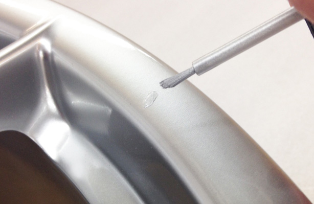 Car Accessories Wheel Rim Scratch Repair Pen Touch Up Paint Tool